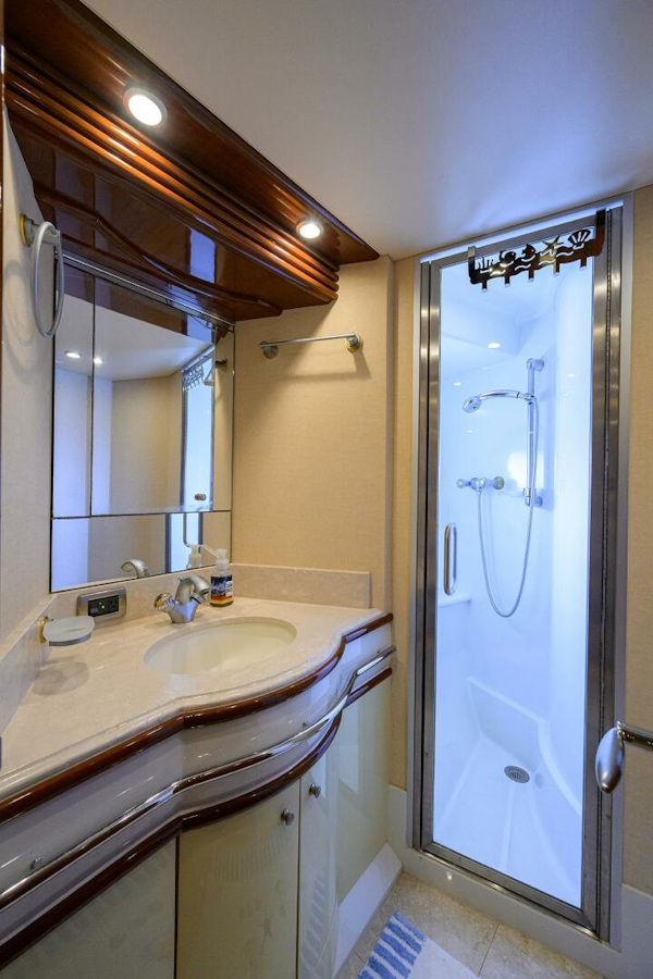 Marquis-65 Motor Yacht 2005-Vol Aboard St. Petersburg-Florida-United States-4546689