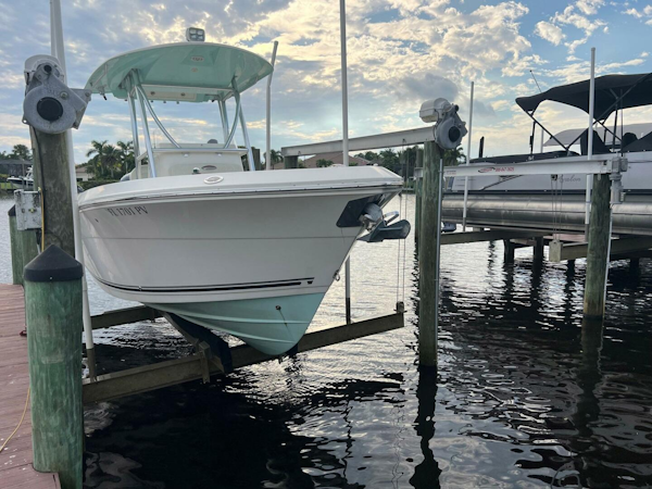 Cobia-237 CC 2015 -Stuart-Florida-United States-4501337
