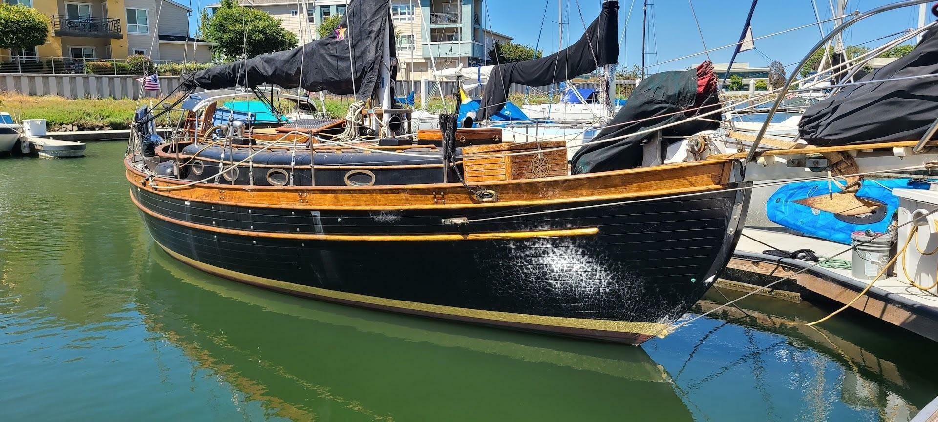 Union-Polaris 36 1980-Dark Star Redwood City-California-United States-4501978