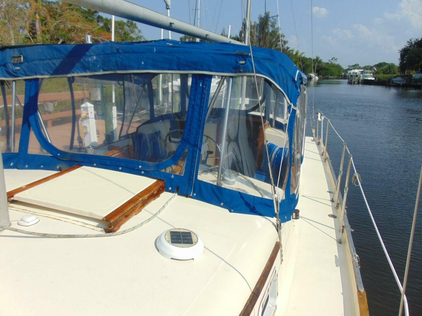 Gulfstar 1972-Achilles Keel Palm City-Florida-United States-4508234 | Thumbnail
