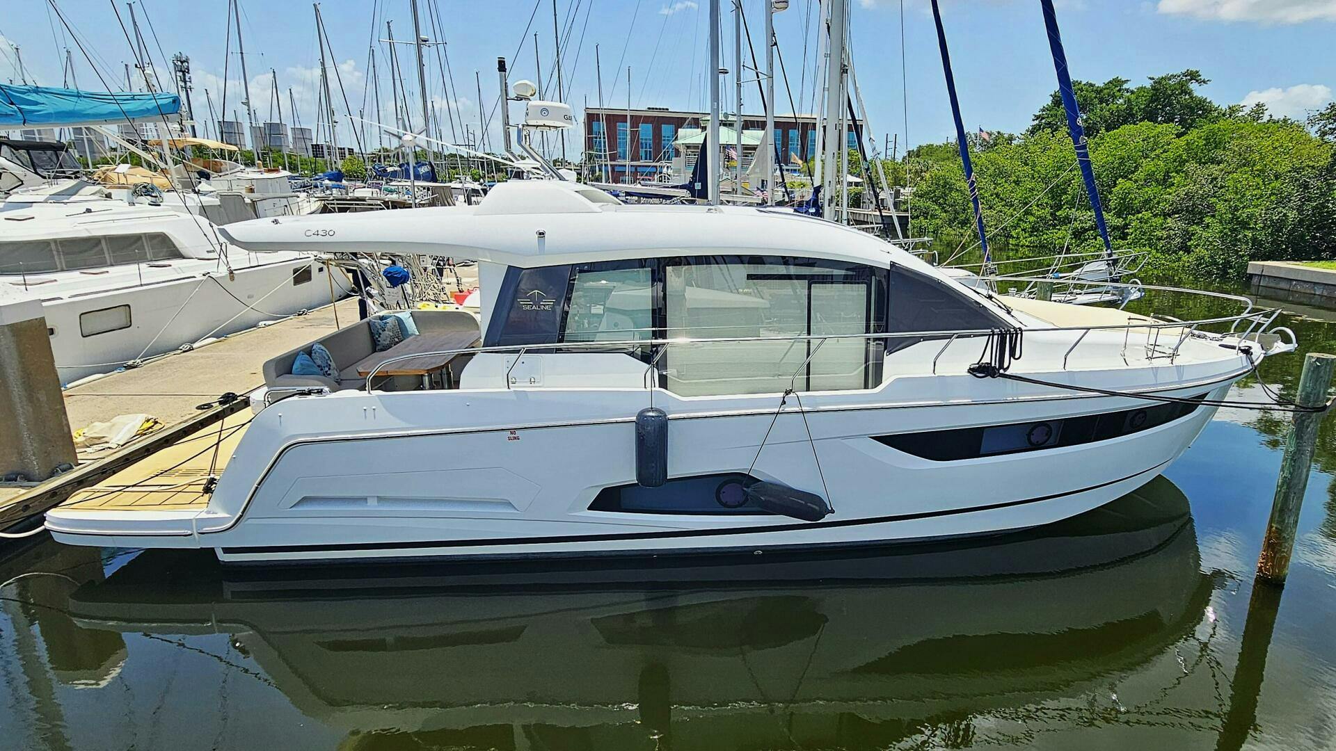 Sealine-C430 2020-Nan Sea Cay St. Pete-Florida-United States-4531229
