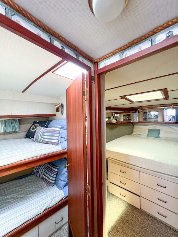 Tollycraft-34 Sedan Sport 1987-DRAGONFLY New Bern-North Carolina-United States-4543055