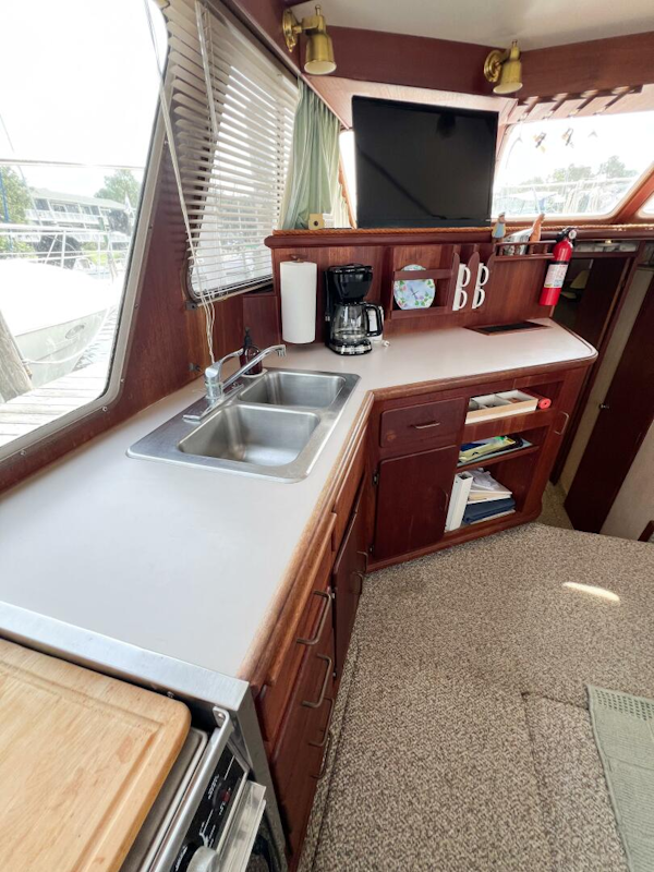 Tollycraft-34 Sedan Sport 1987-DRAGONFLY New Bern-North Carolina-United States-4543040