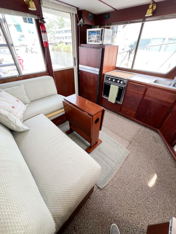 Tollycraft-34 Sedan Sport 1987-DRAGONFLY New Bern-North Carolina-United States-4543026