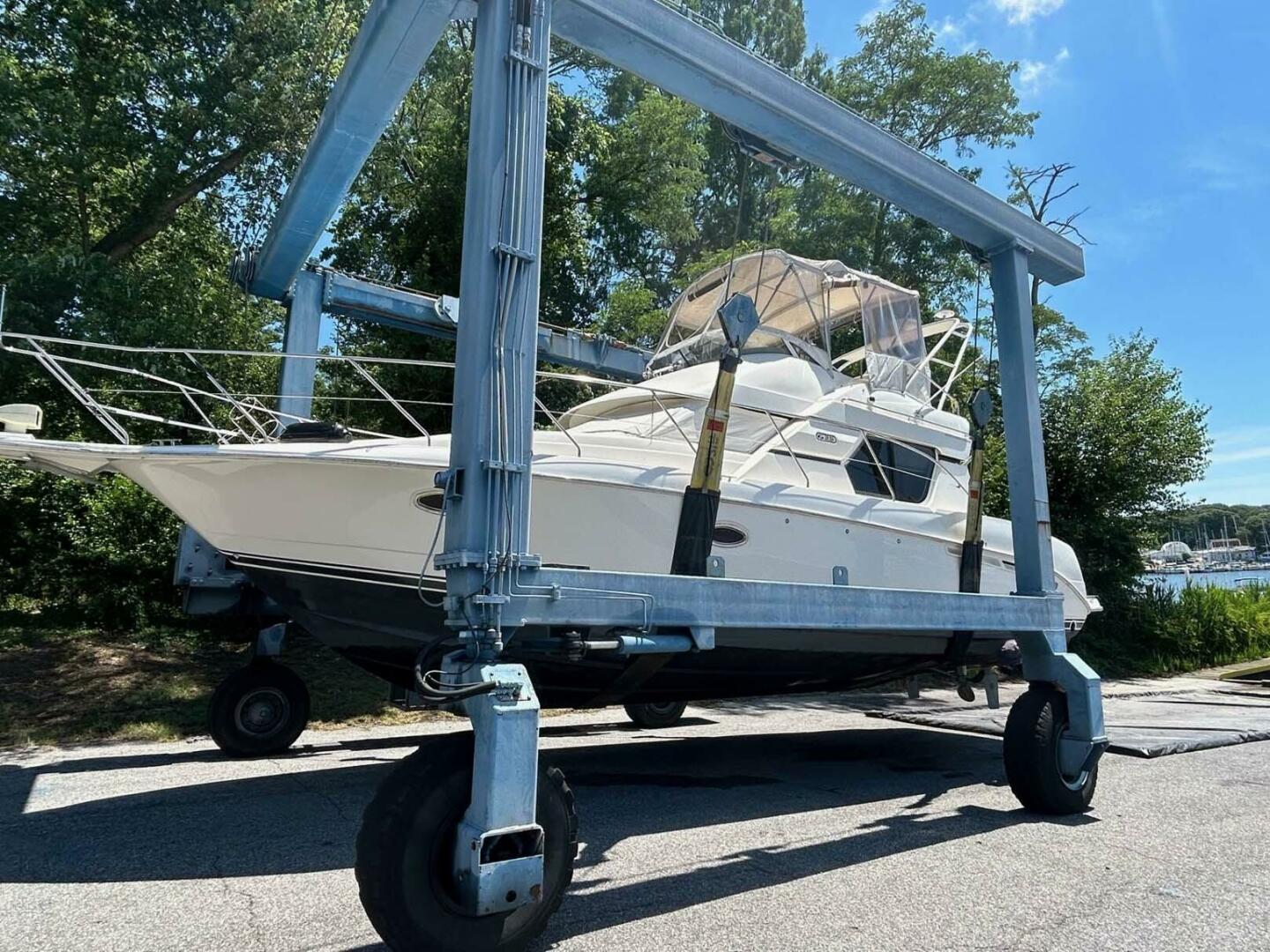 Silverton-Convertible 2003-Cecelia Essex-Maryland-United States-4514407 | Thumbnail