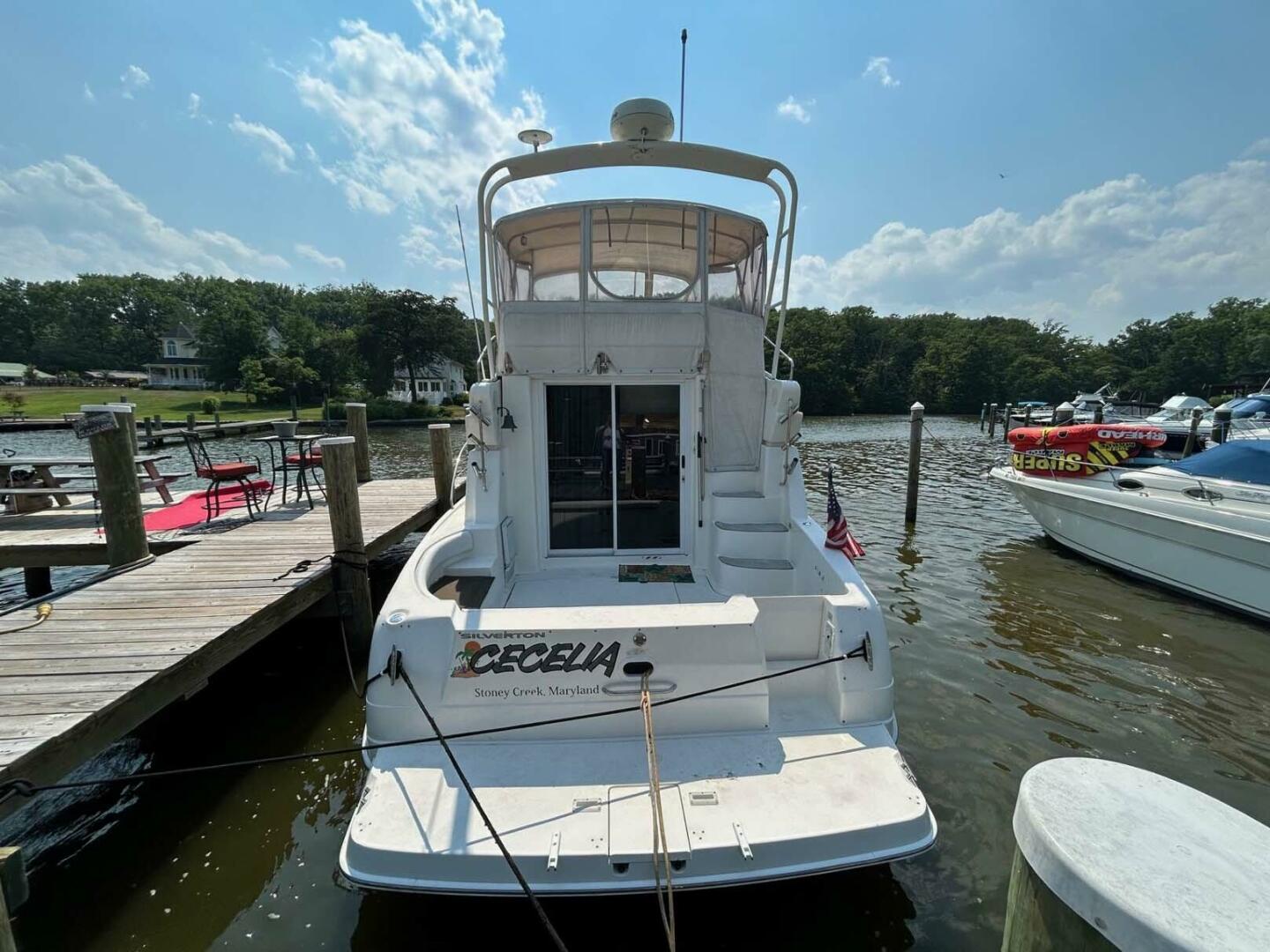 Silverton-Convertible 2003-Cecelia Essex-Maryland-United States-4514410 | Thumbnail