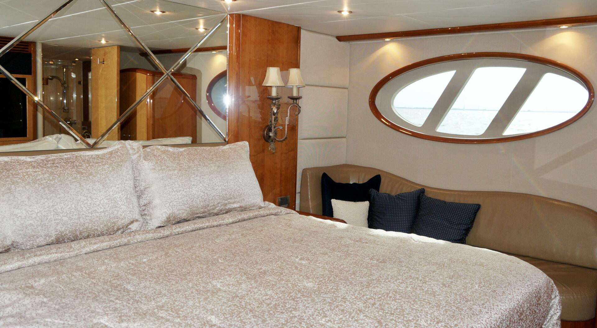 Lazzara Yachts-74 Motor Yacht 2007-Kathleen Seabrook-Texas-United States-2007 Lazzara 74 Motor Yacht Kathleen-4688256 | Thumbnail