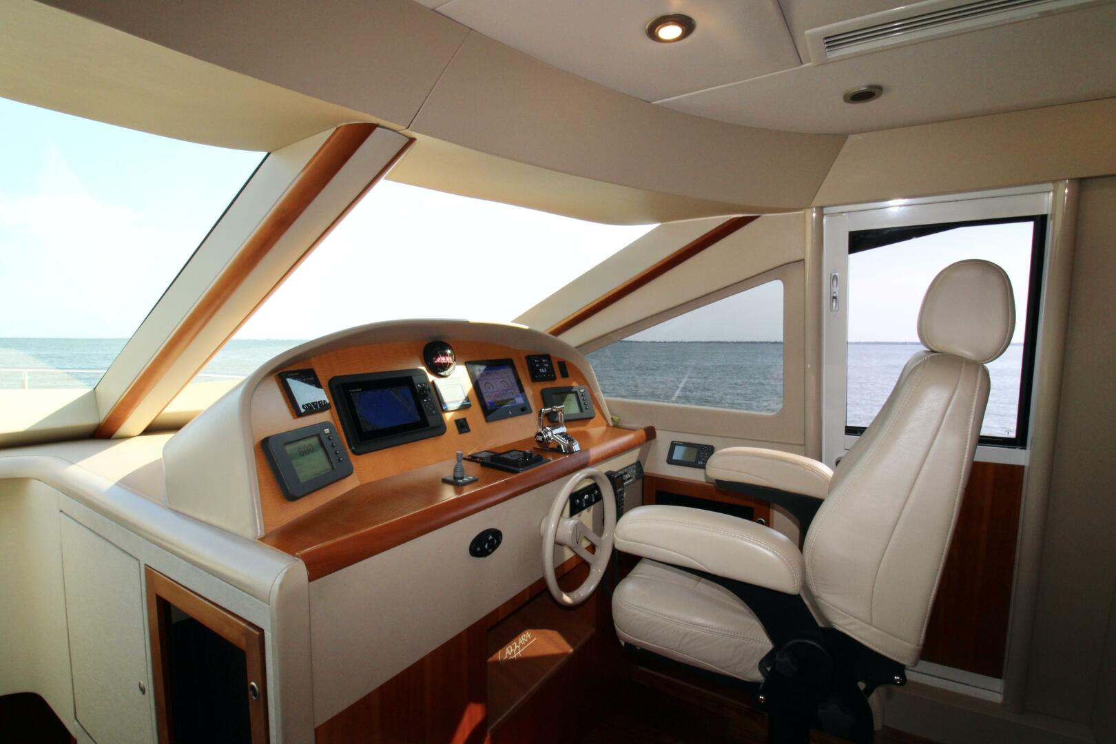 Lazzara Yachts-74 Motor Yacht 2007-Kathleen Seabrook-Texas-United States-2007 Lazzara 74 Motor Yacht Kathleen-4688287 | Thumbnail