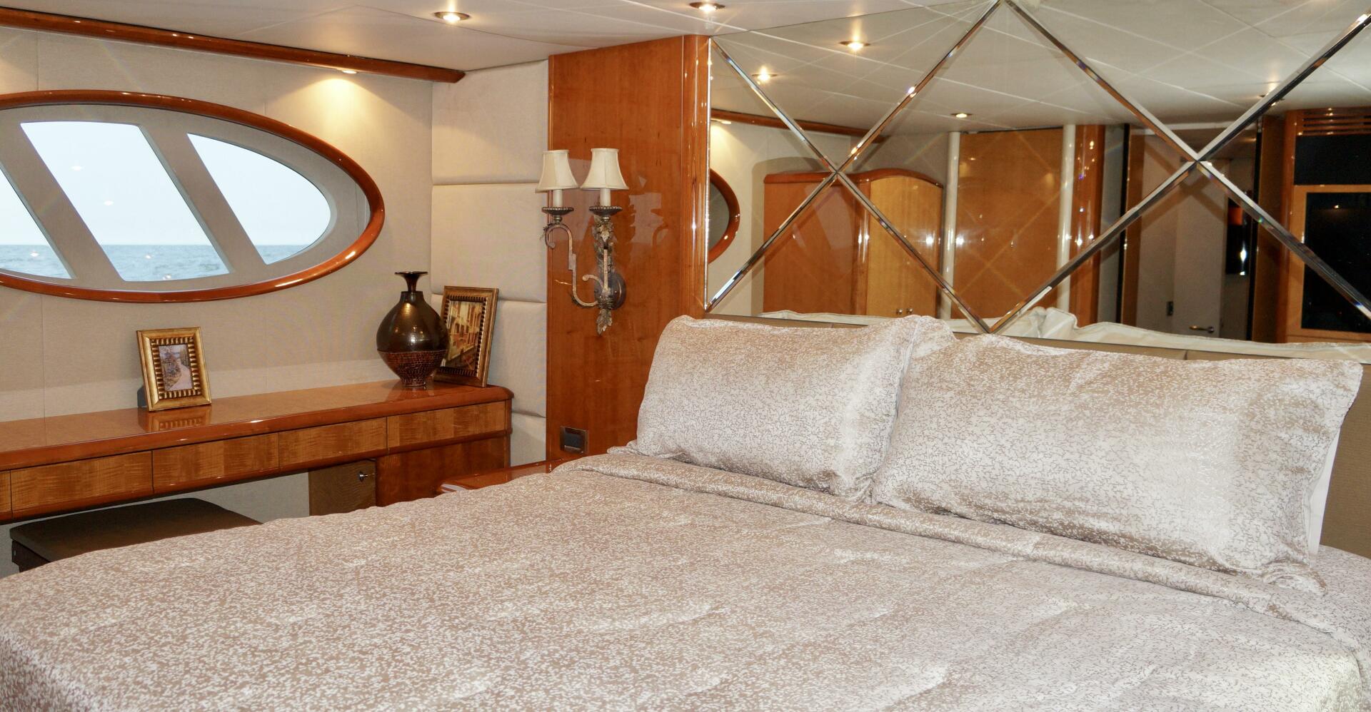 Lazzara Yachts-74 Motor Yacht 2007-Kathleen Seabrook-Texas-United States-2007 Lazzara 74 Motor Yacht Kathleen-4688259 | Thumbnail
