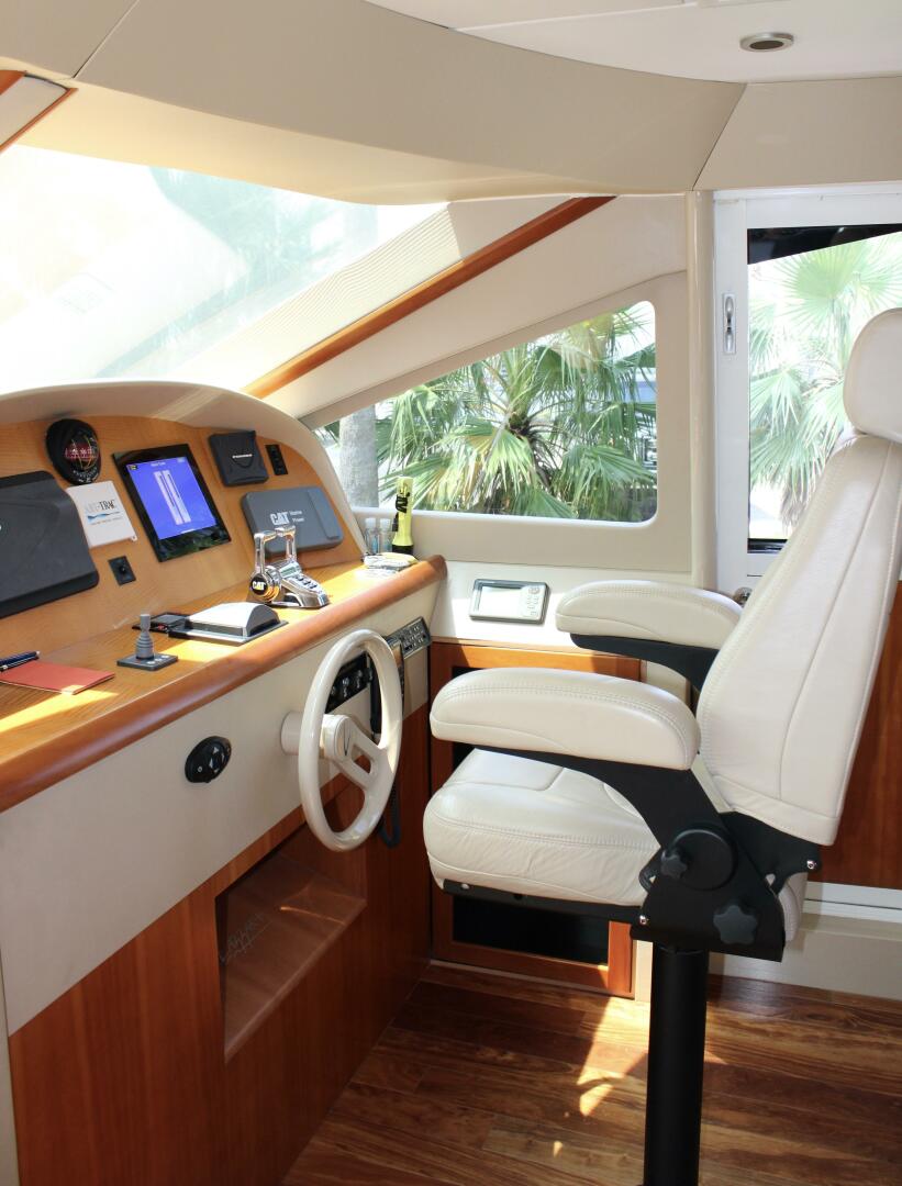 Lazzara Yachts-74 Motor Yacht 2007-Kathleen Seabrook-Texas-United States-2007 Lazzara 74 Motor Yacht Kathleen-4688264 | Thumbnail