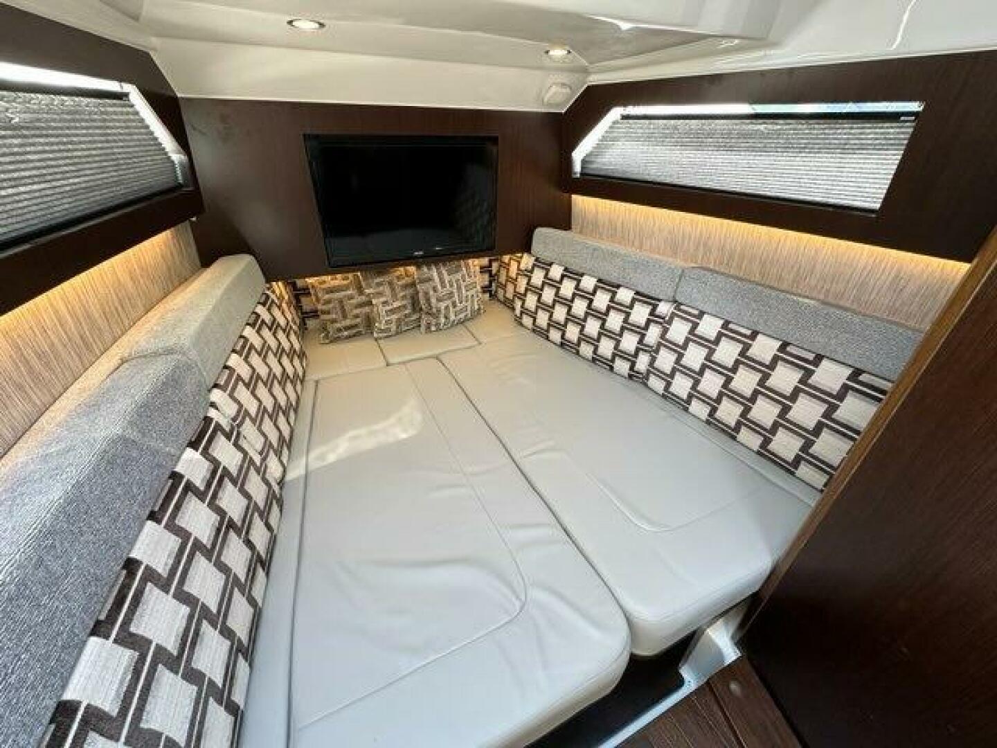 Pursuit-428 Sport 2021-Blue Liner Deerfield Beach-Florida-United States-4521294 | Thumbnail