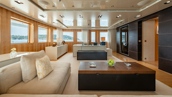 Icon 2010-LOON Virgin Islands (US)-Loon 221 Skylounge Deck Master Staterooms Office-4528233