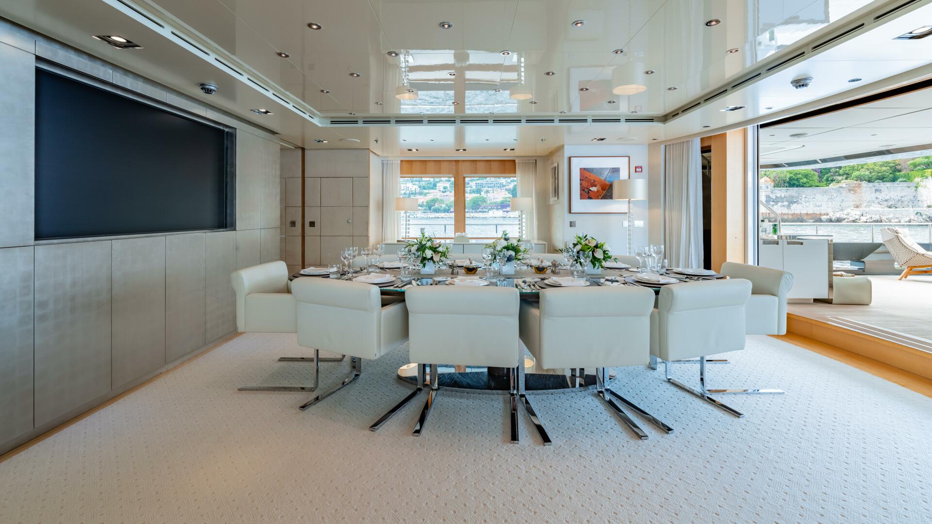 Icon 2010-LOON Virgin Islands (US)-Loon 221 Main Deck Salon Dining Area-5831842 | Thumbnail