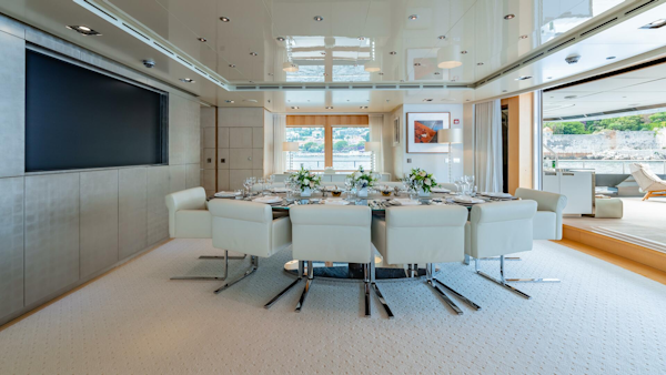 Icon 2010-LOON Virgin Islands (US)-Loon 221 Main Deck Salon Dining Area-5831842