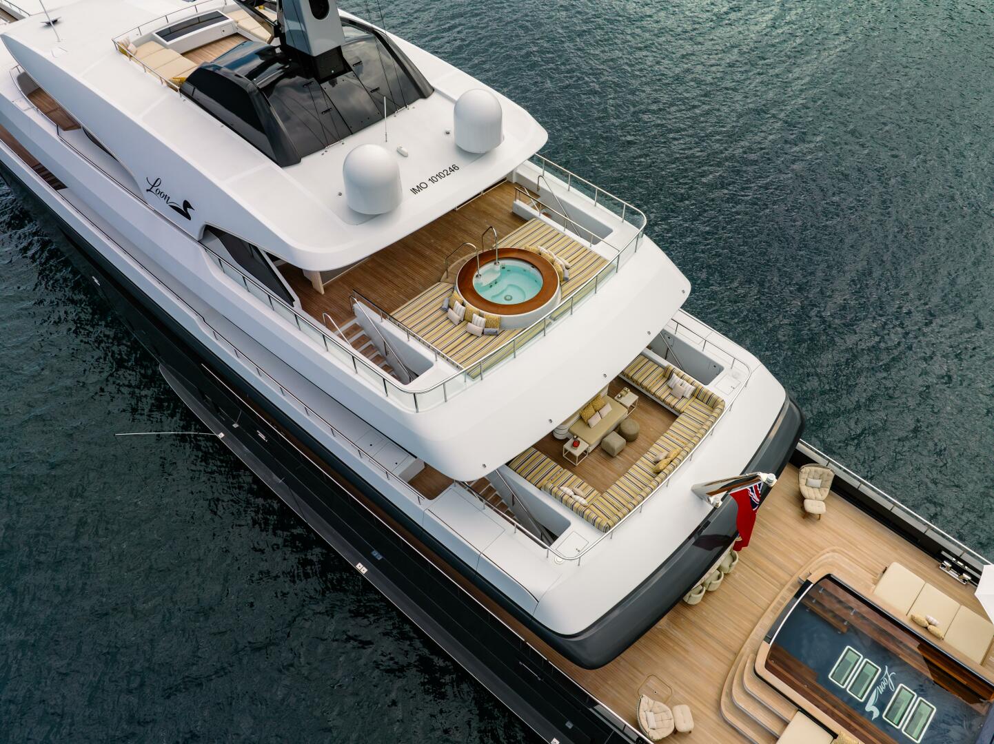 Icon 2010-LOON Virgin Islands (US)-Loon 221 Main Deck Aft, Skylounge Deck Aft and Bridge Deck Aft-4528266 | Thumbnail