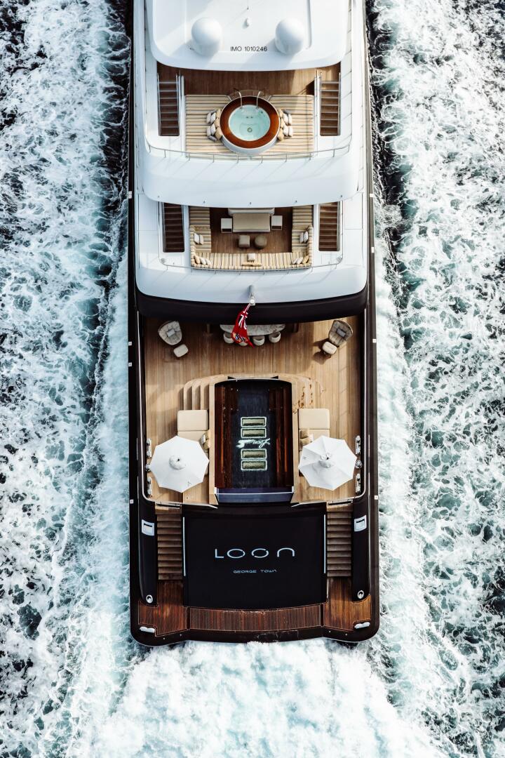 Icon 2010-LOON Virgin Islands (US)-Loon 221 Main Deck Aft, Skylounge Deck Aft and Bridge Deck Aft-4528267 | Thumbnail