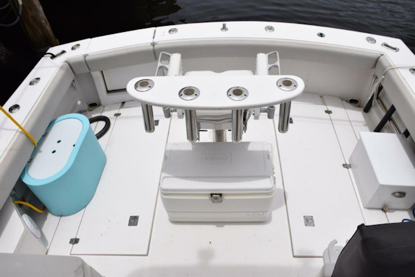 Blackfin-Combi 33 1995-ITS A WRAP Highland Beach-Florida-United States-Cockpit With Livewell And Step Box-5398686