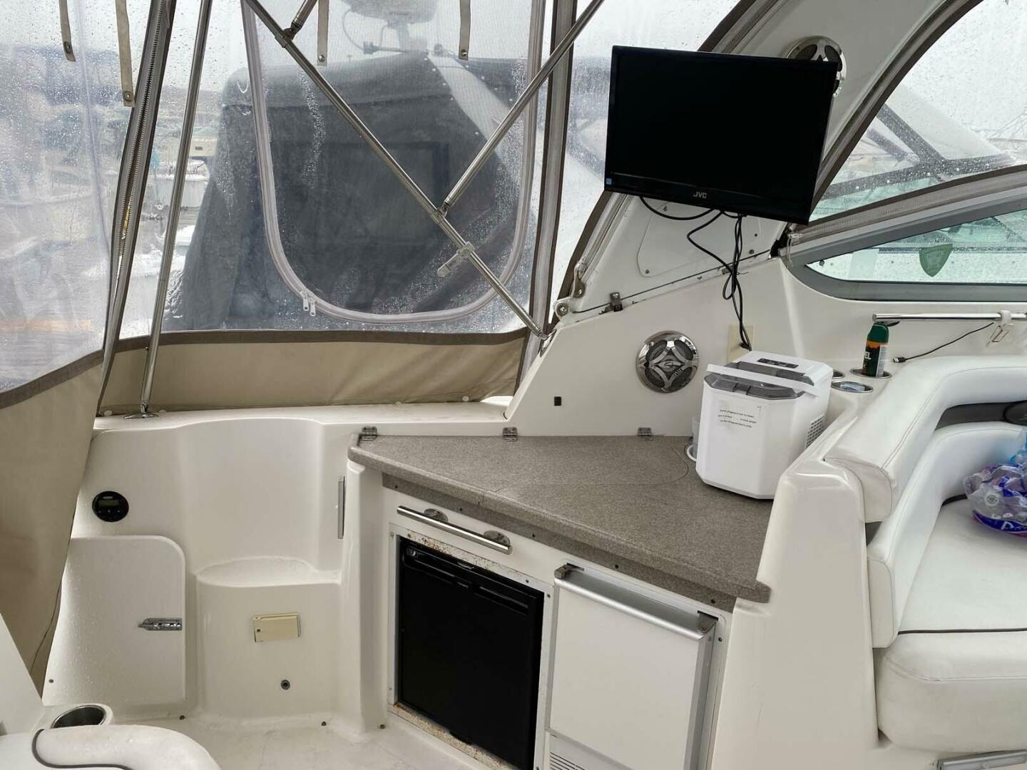 Rinker-350 Express Cruiser 2008-BRITE EYES Wildwood-New Jersey-United States-4534566 | Thumbnail