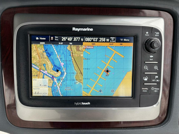 Meridian-391 Sedan 2009 -North Palm Beach-Florida-United States-4535863
