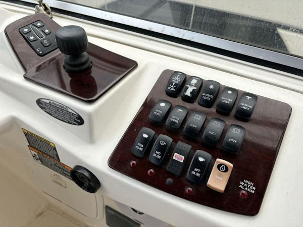 Meridian-391 Sedan 2009 -North Palm Beach-Florida-United States-4535860