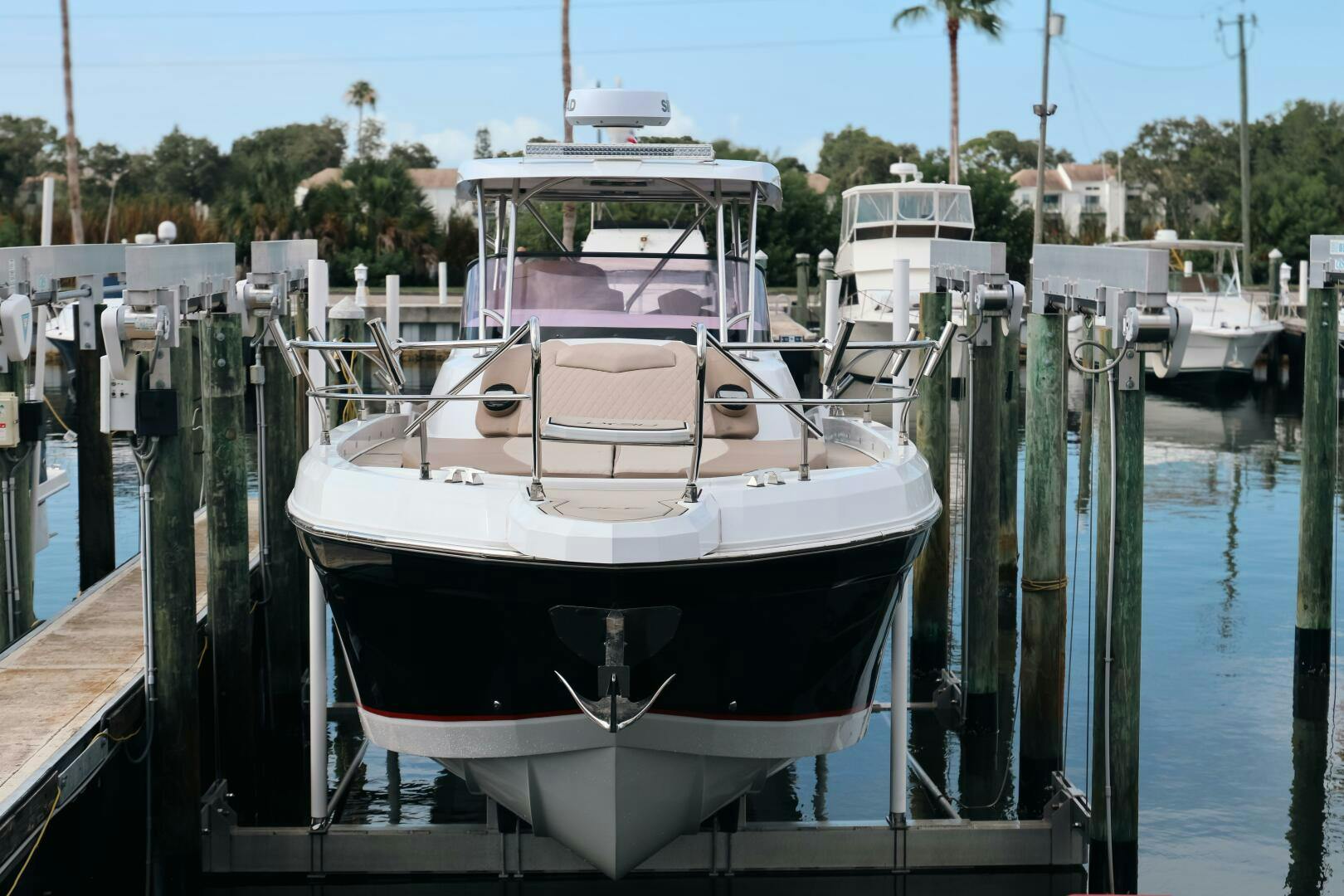 Ranieri-Next 370 SH 2022 -Saint Petersburg-Florida-United States-4536116