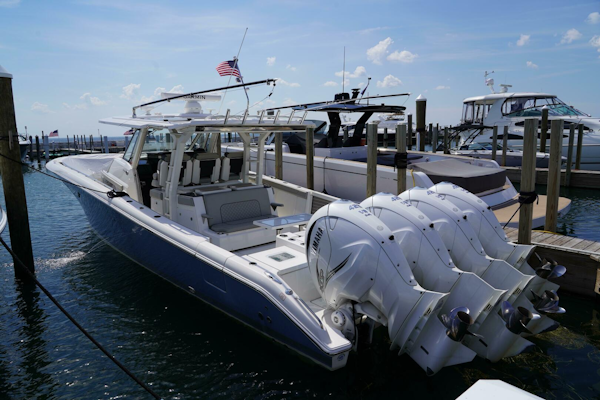 Pursuit-428 2022 -Grosse Pointe Shores-Michigan-United States-4537646