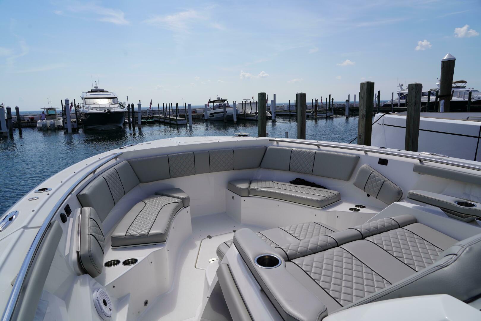 Pursuit-428 2022 -Grosse Pointe Shores-Michigan-United States-4537660 | Thumbnail