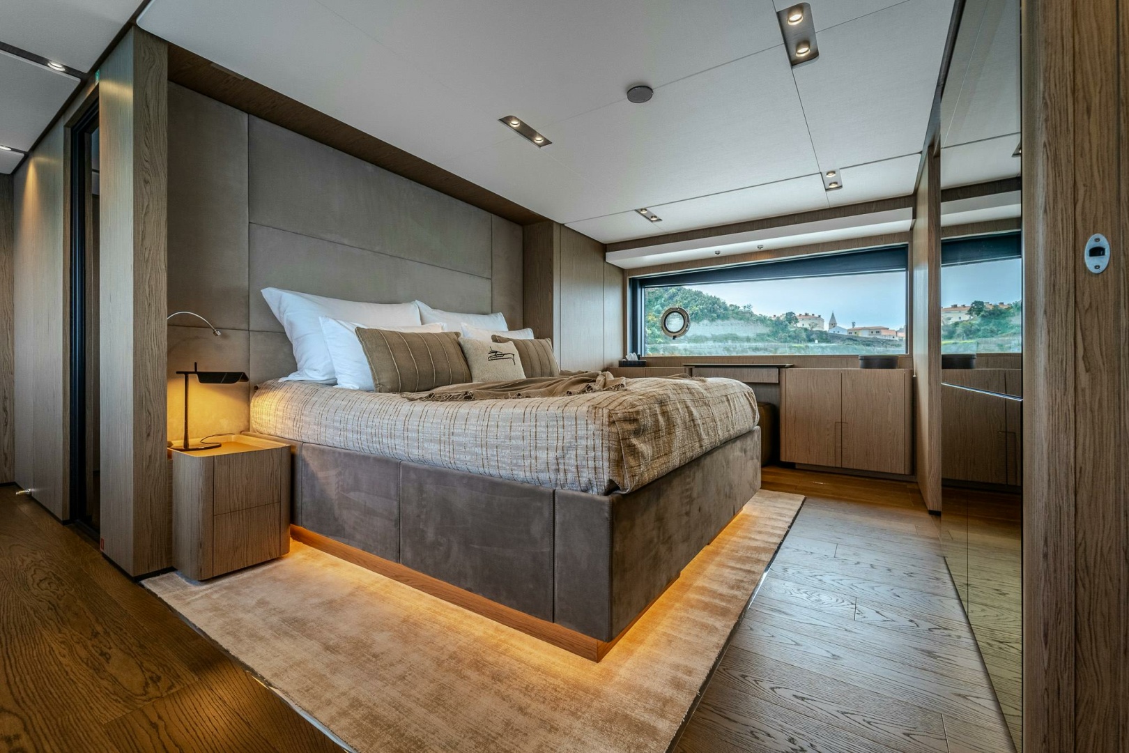 Ferretti Yachts-Ferretti 1000 2023-ISOTTA Slovenia-6059866 | Thumbnail
