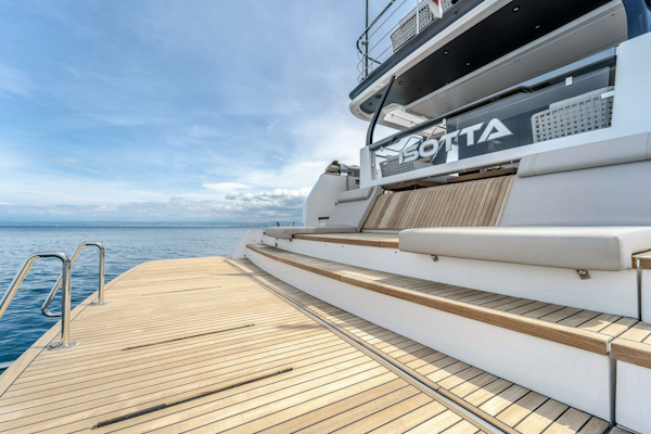 Ferretti Yachts-Ferretti 1000 2023-ISOTTA Slovenia-6059859