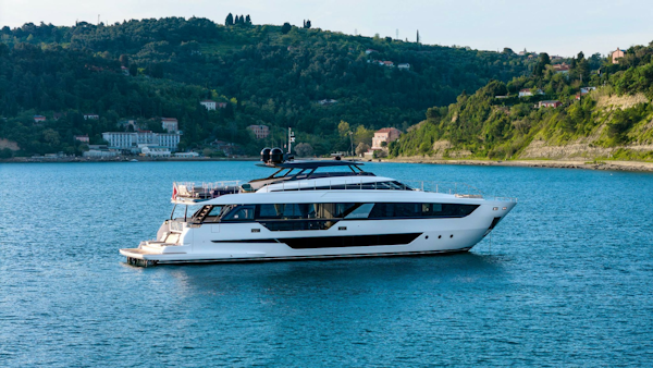 Ferretti Yachts-Ferretti 1000 2023-ISOTTA Slovenia-6059881