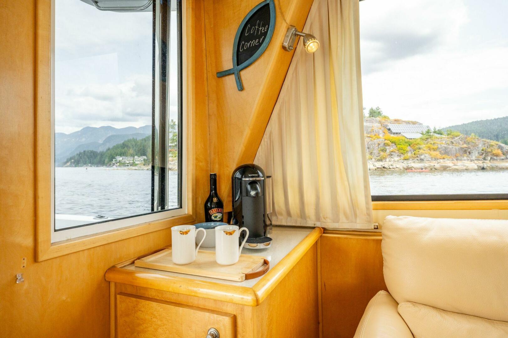 Navigator-Sundance 5600 1997 -Vancouver-British Columbia-Canada-4550268 | Thumbnail