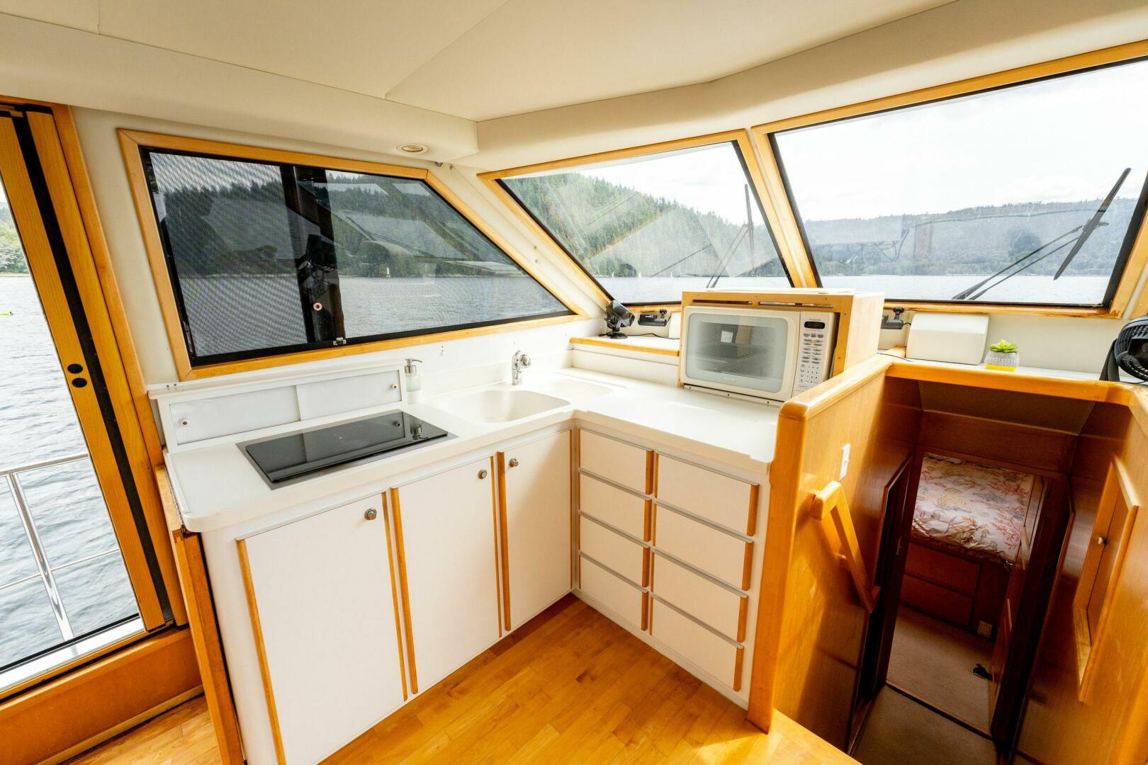 Navigator-Sundance 5600 1997 -Vancouver-British Columbia-Canada-4550293 | Thumbnail