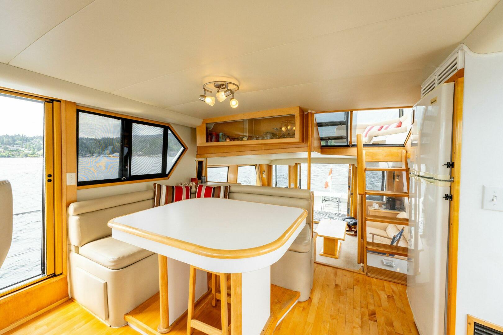 Navigator-Sundance 5600 1997 -Vancouver-British Columbia-Canada-4550276 | Thumbnail