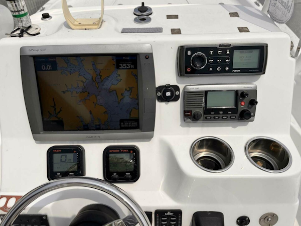 SeaHunter-24 2012 -Essex-Maryland-United States-4548623