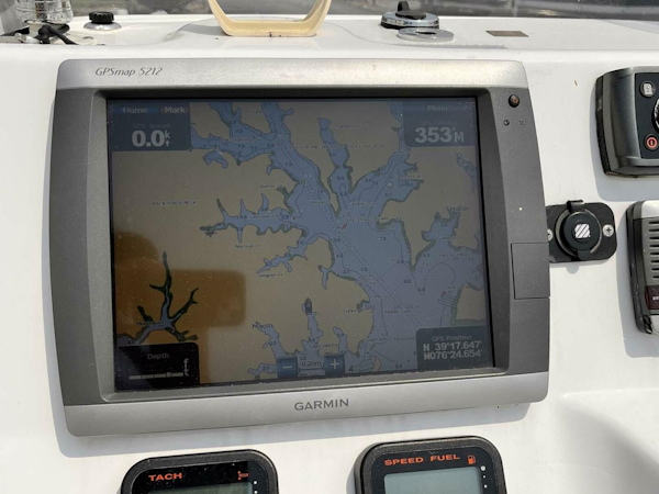 SeaHunter-24 2012 -Essex-Maryland-United States-4548625