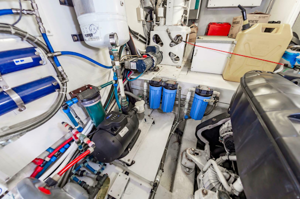 Marquis-63 Sport Yacht 2013-Docked Wages Hampton-Virginia-United States-5222308