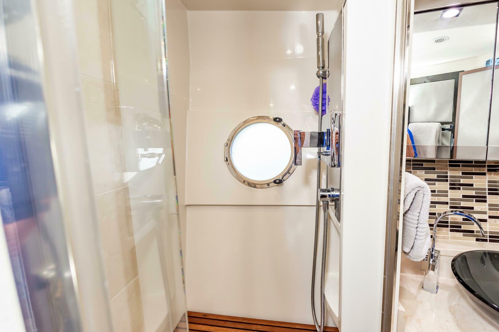 Marquis-63 Sport Yacht 2013-Docked Wages Hampton-Virginia-United States-5222287 | Thumbnail