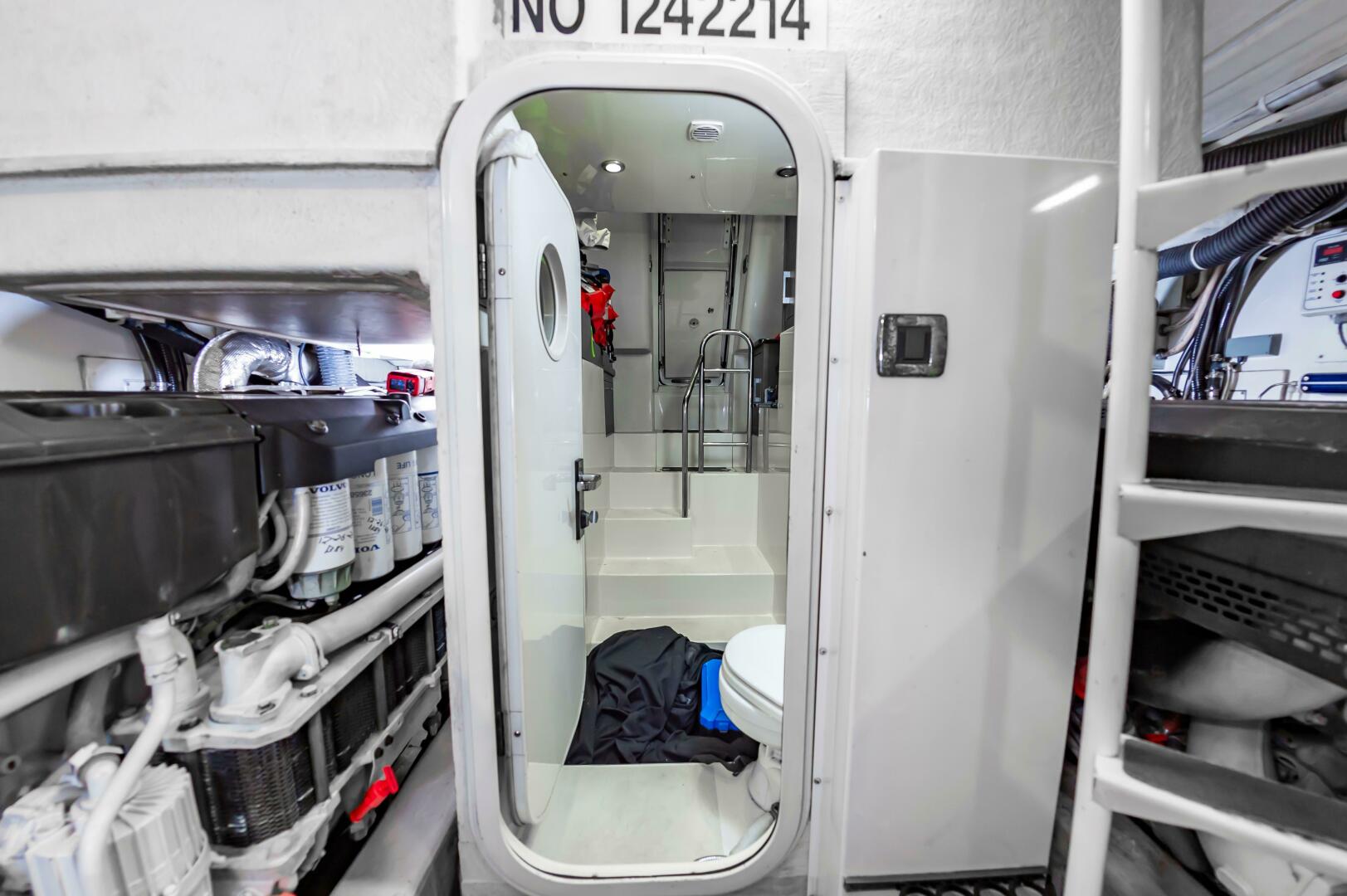 Marquis-63 Sport Yacht 2013-Docked Wages Hampton-Virginia-United States-5222318 | Thumbnail