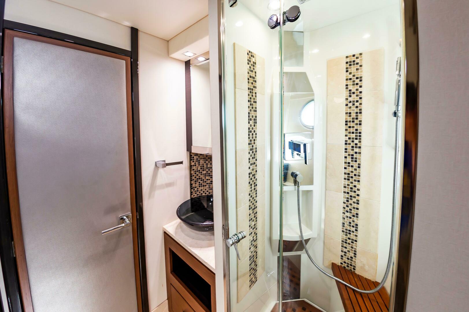 Marquis-63 Sport Yacht 2013-Docked Wages Hampton-Virginia-United States-5222300 | Thumbnail