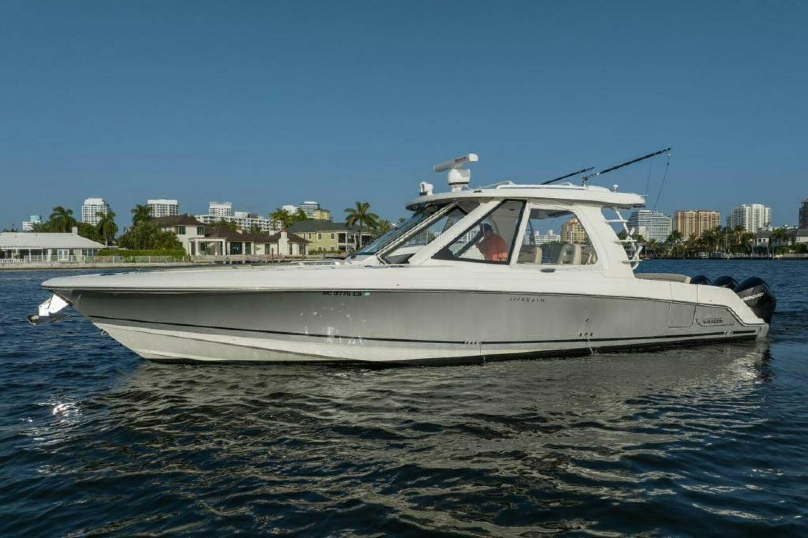 Boston Whaler-Realm 2021 -Los Suenos-Costa Rica-4566969