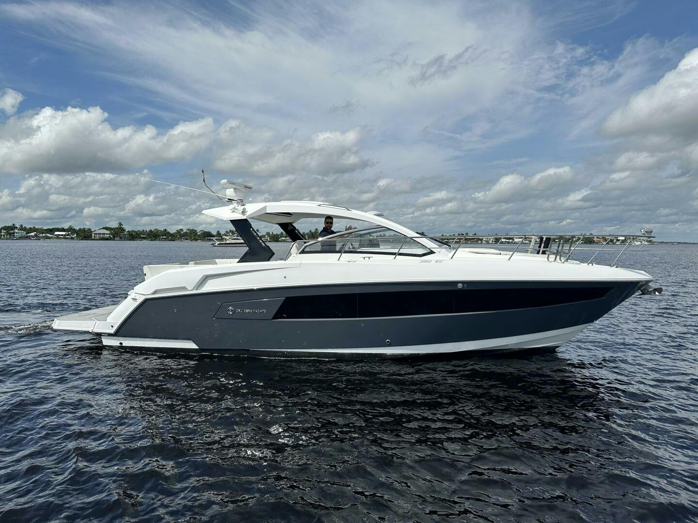 Cruisers Yachts-390 Express 2019 -Palm City-Florida-United States-4567409