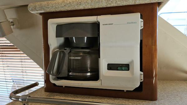 Carver-450 Voyager 2000-FRIENDSHIP Essex-Connecticut-United States-4583537