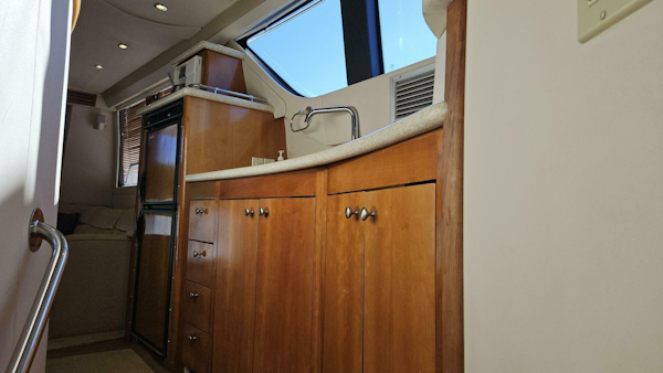 Carver-450 Voyager 2000-FRIENDSHIP Essex-Connecticut-United States-4583493