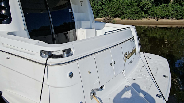 Carver-450 Voyager 2000-FRIENDSHIP Essex-Connecticut-United States-4584293