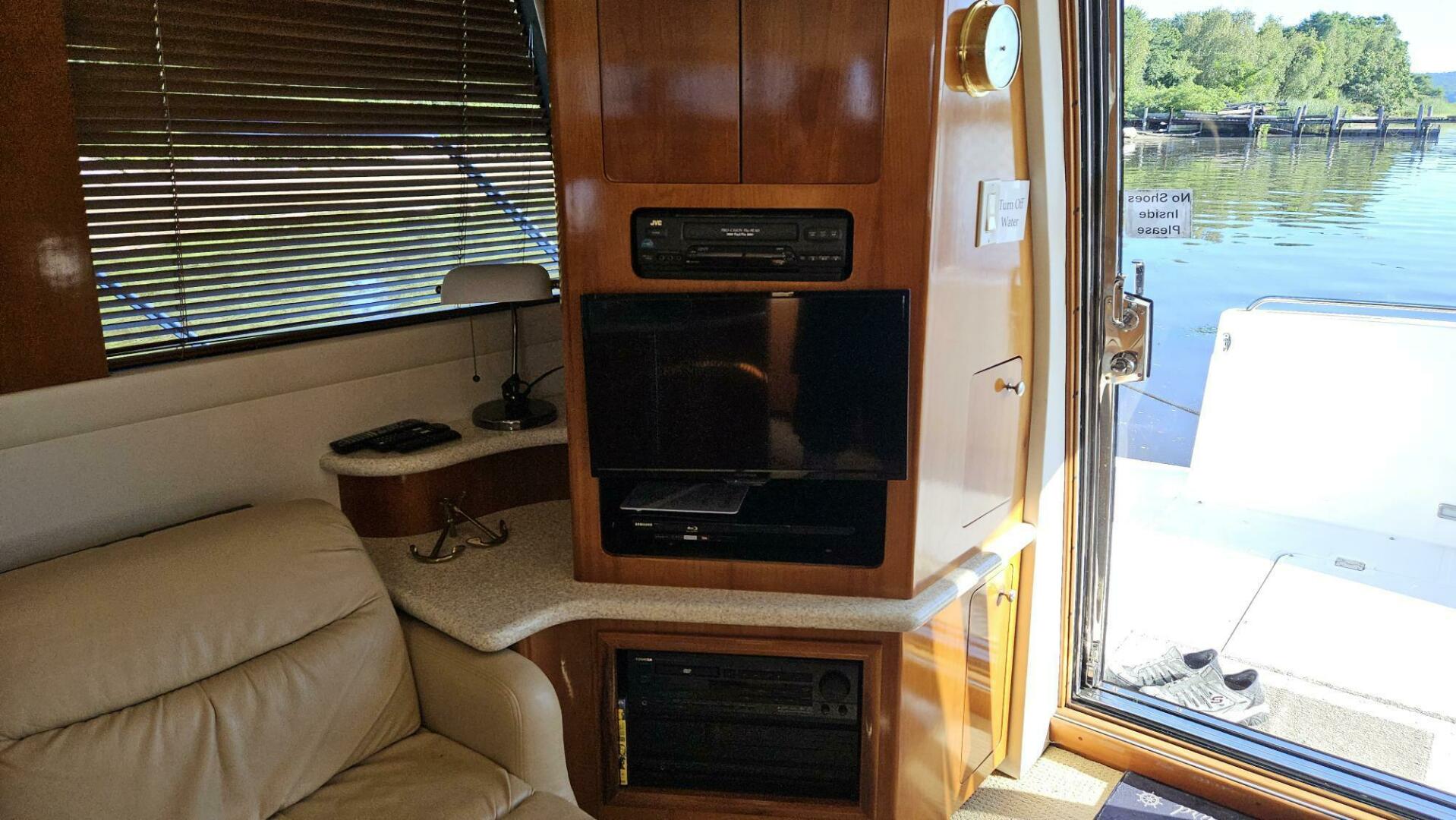 Carver-450 Voyager 2000-FRIENDSHIP Essex-Connecticut-United States-4583500 | Thumbnail