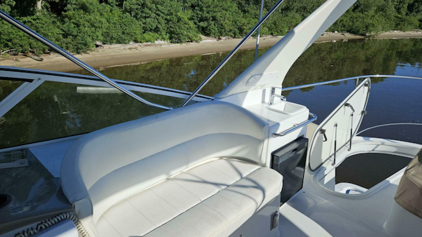 Carver-450 Voyager 2000-FRIENDSHIP Essex-Connecticut-United States-4583511