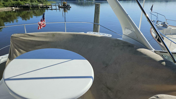 Carver-450 Voyager 2000-FRIENDSHIP Essex-Connecticut-United States-4583512