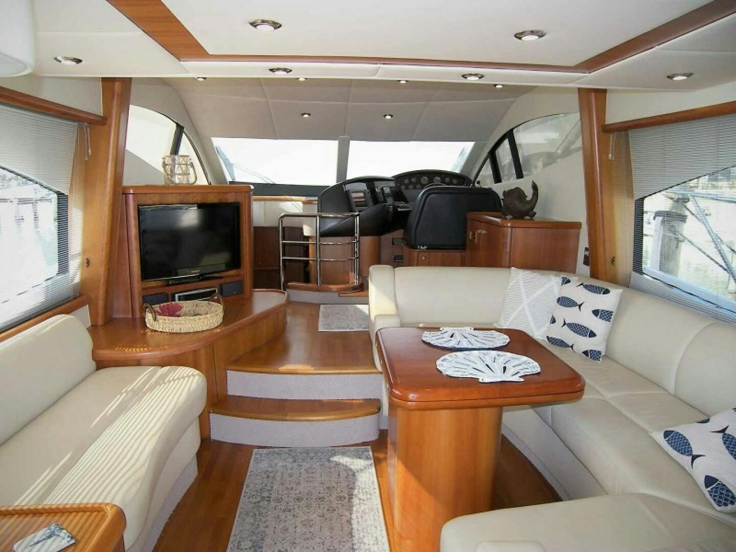 Sunseeker-Manhattan 2006-YOUNG GIRL Longboat Key-Florida-United States-Salon From Aft-4573708