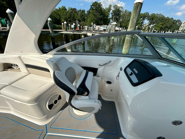 Chaparral-284 Sunesta 2011-Brew Crew Essex-Maryland-United States-4575248