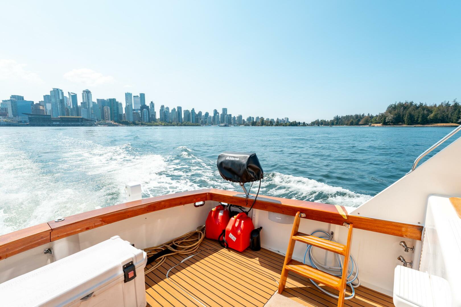 Post-46 Convertible 1985 -Vancouver-British Columbia-Canada-4579013 | Thumbnail